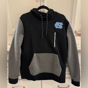 NWT Men’s L Nike UNC Sweatshirt
